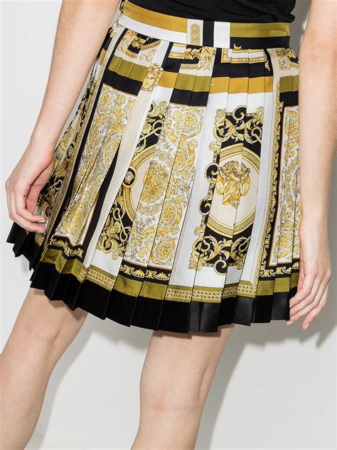 versace skirt size